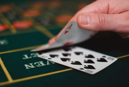 game không giới hạn F8bet